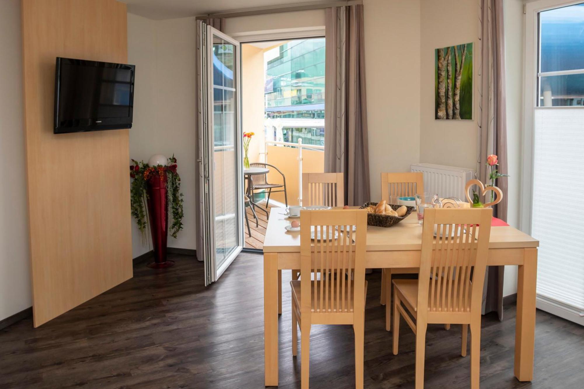 Appartement Charly Kahr And Family, Ski-In & Ski-Out Schladming Esterno foto