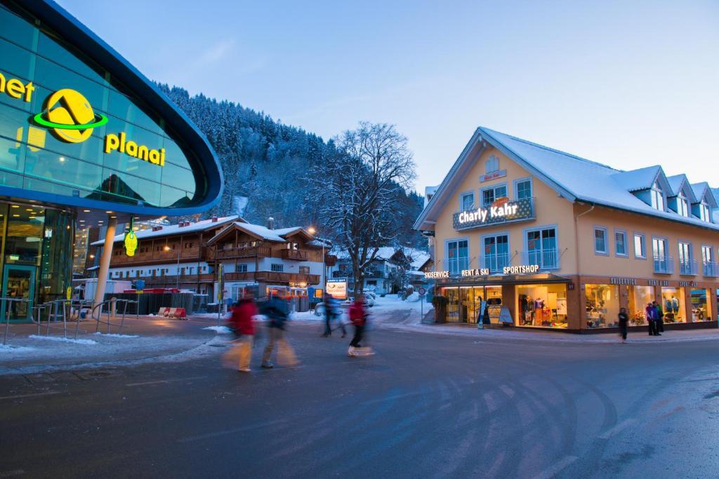 Appartement Charly Kahr And Family, Ski-In & Ski-Out Schladming Esterno foto